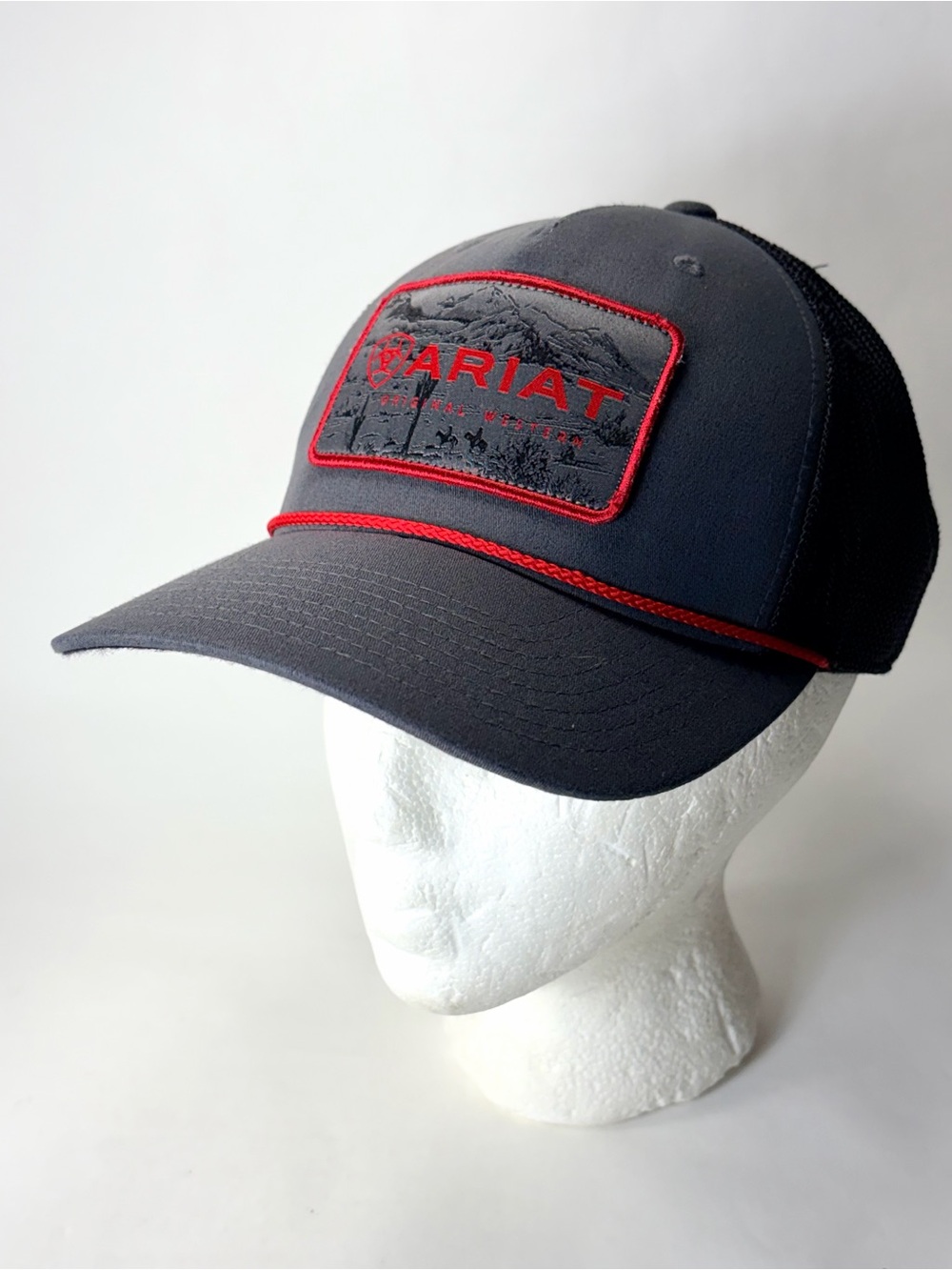 ARIAT Men's Flexfit 110 Snapback Cap Patch Logo Mesh Back Dark Grey Red